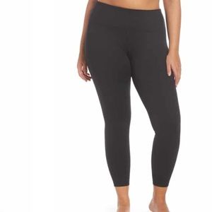 NWT Zella Leggings Midi Crop